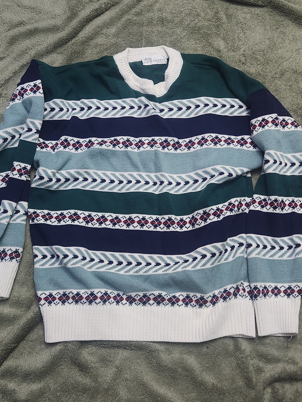 Country Road Men's Striped Crewneck Sweater - Teal/Light Blue/White